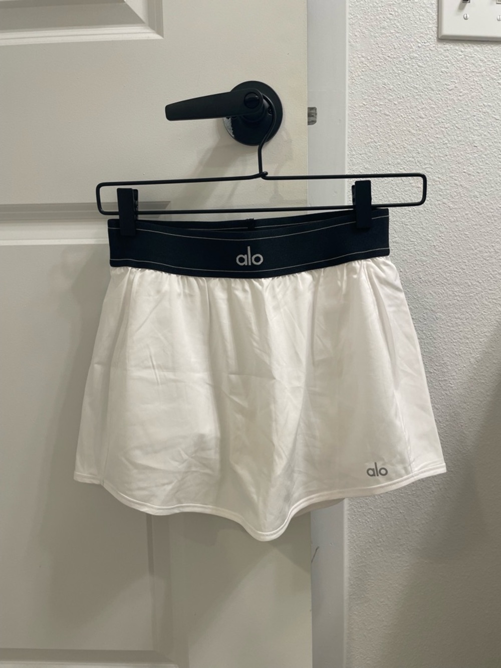 ALO Yoga White Skort with Black Waistband